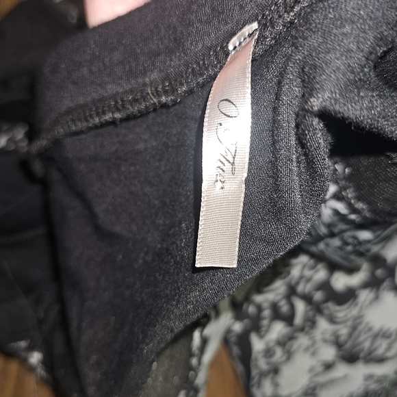 3/20.00. O'flux dress - Picture 7 of 7